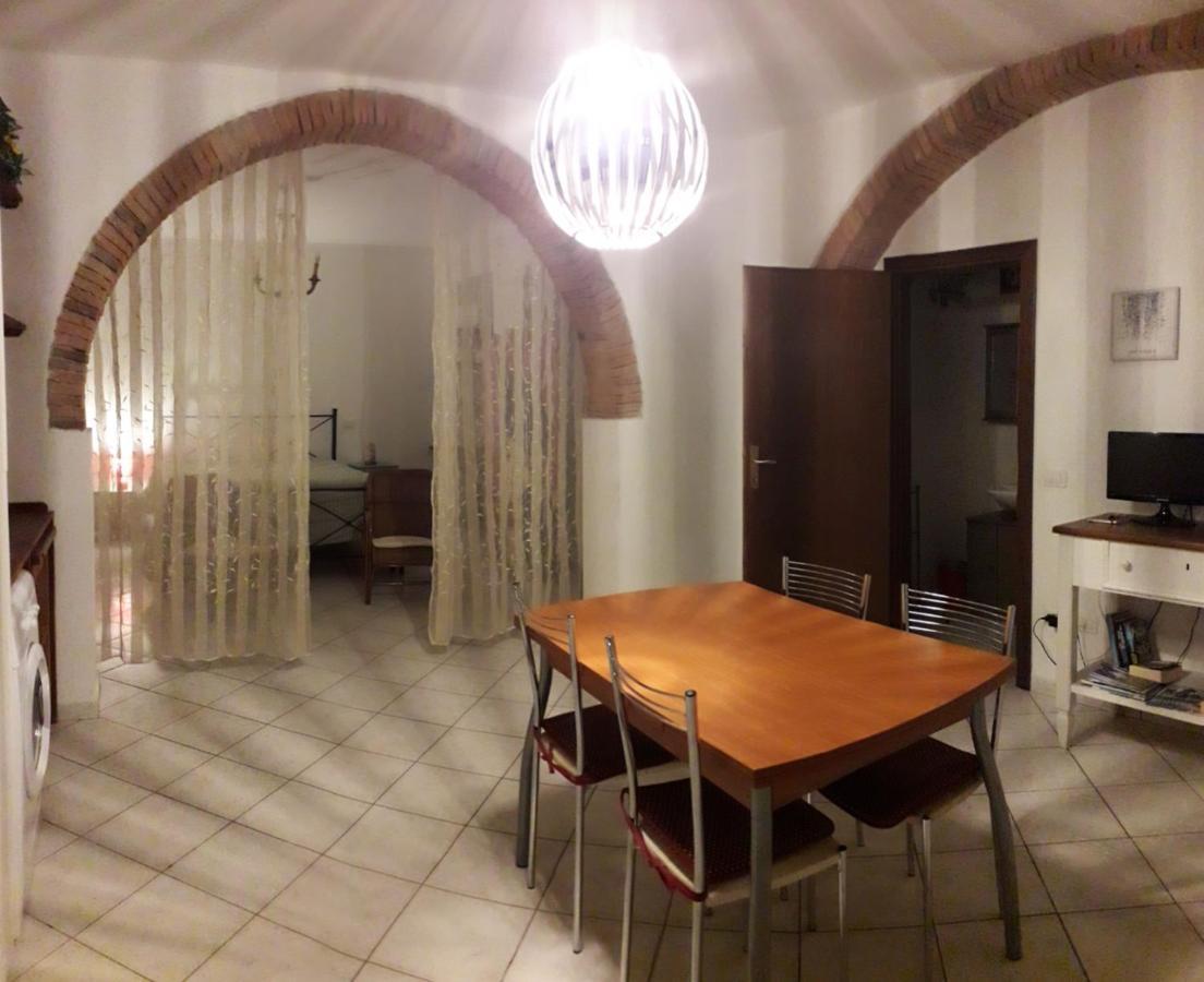 Villa Happy Flat Riparbella Esterno foto